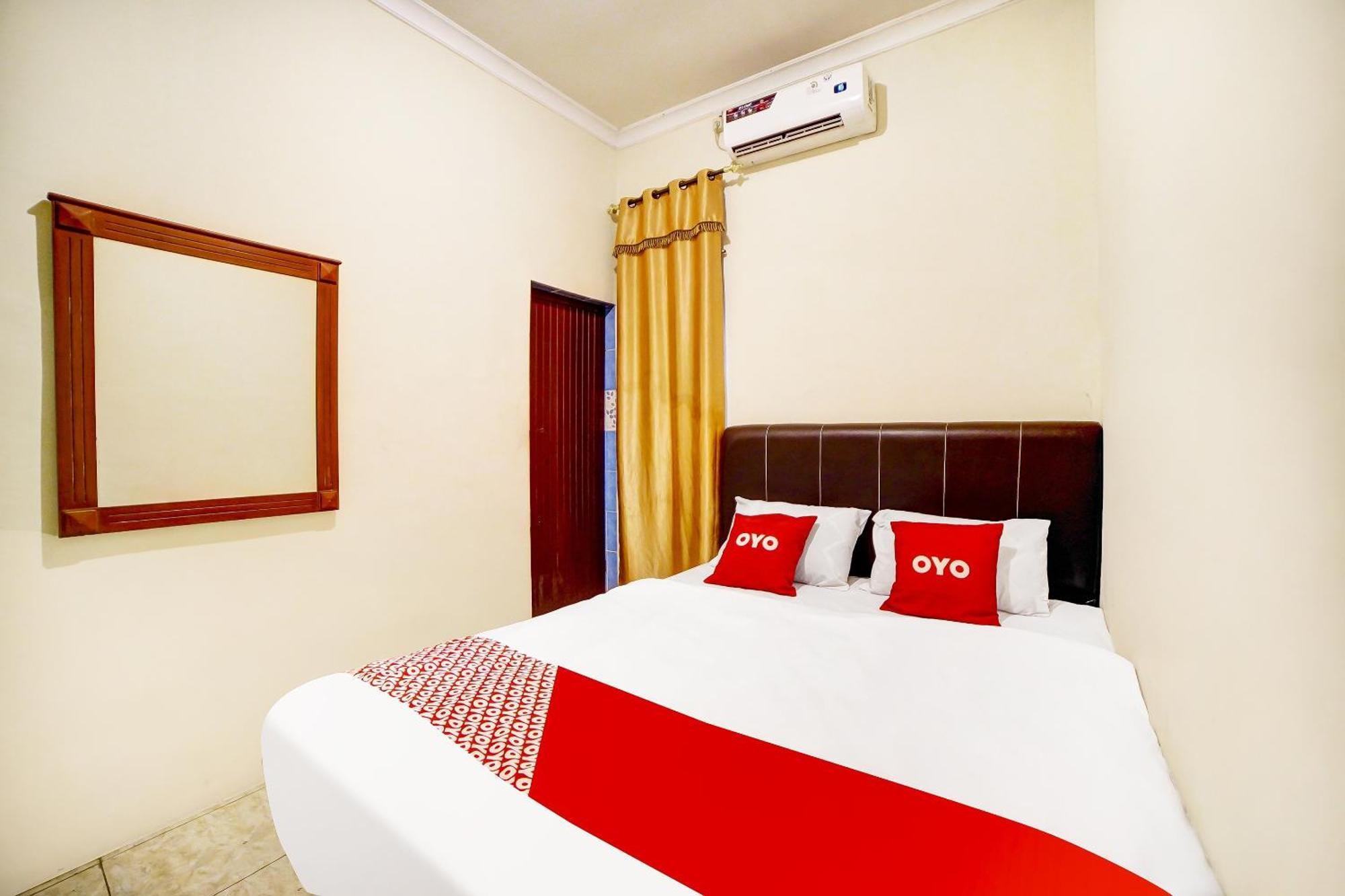 Oyo 91199 Felicia Homestay Medan Kültér fotó